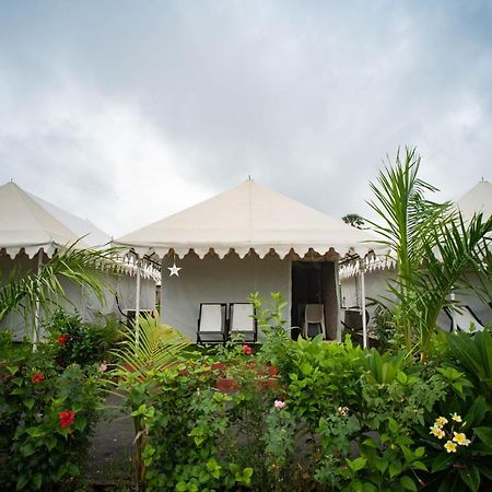 Unity Holiday Tent City Kevadia 外观 照片